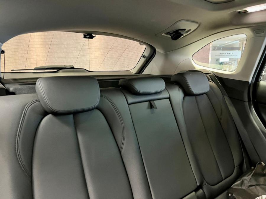 X1 sDrive18iA xLine - Image 7